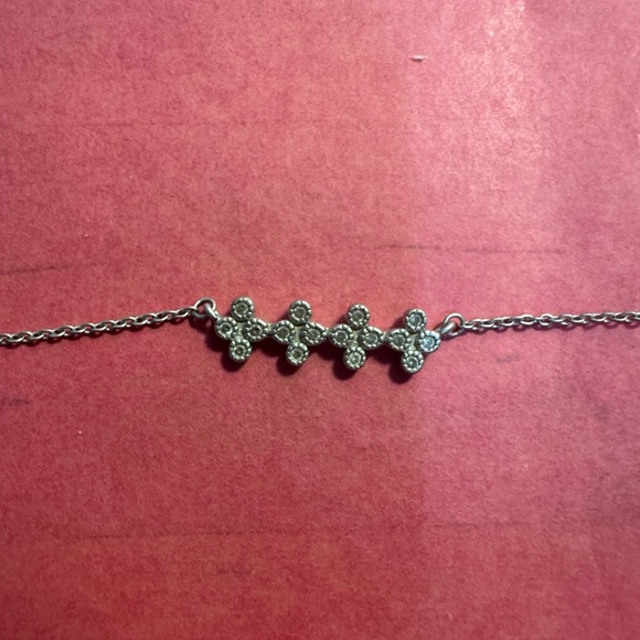 Freida Rothman: Necklace, Earrings, 2 Bracelets, Cleaning Cloth & Travel Case - Picture 7 of 9